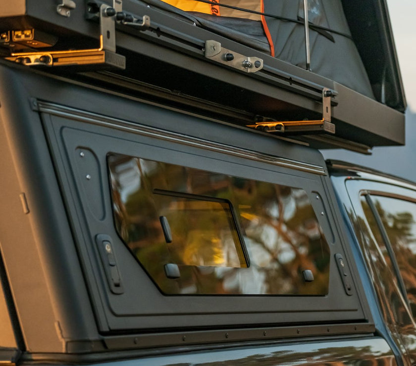 Toyota Tacoma 6ft Bed Alu-Cab Contour Canopy w/ Windows