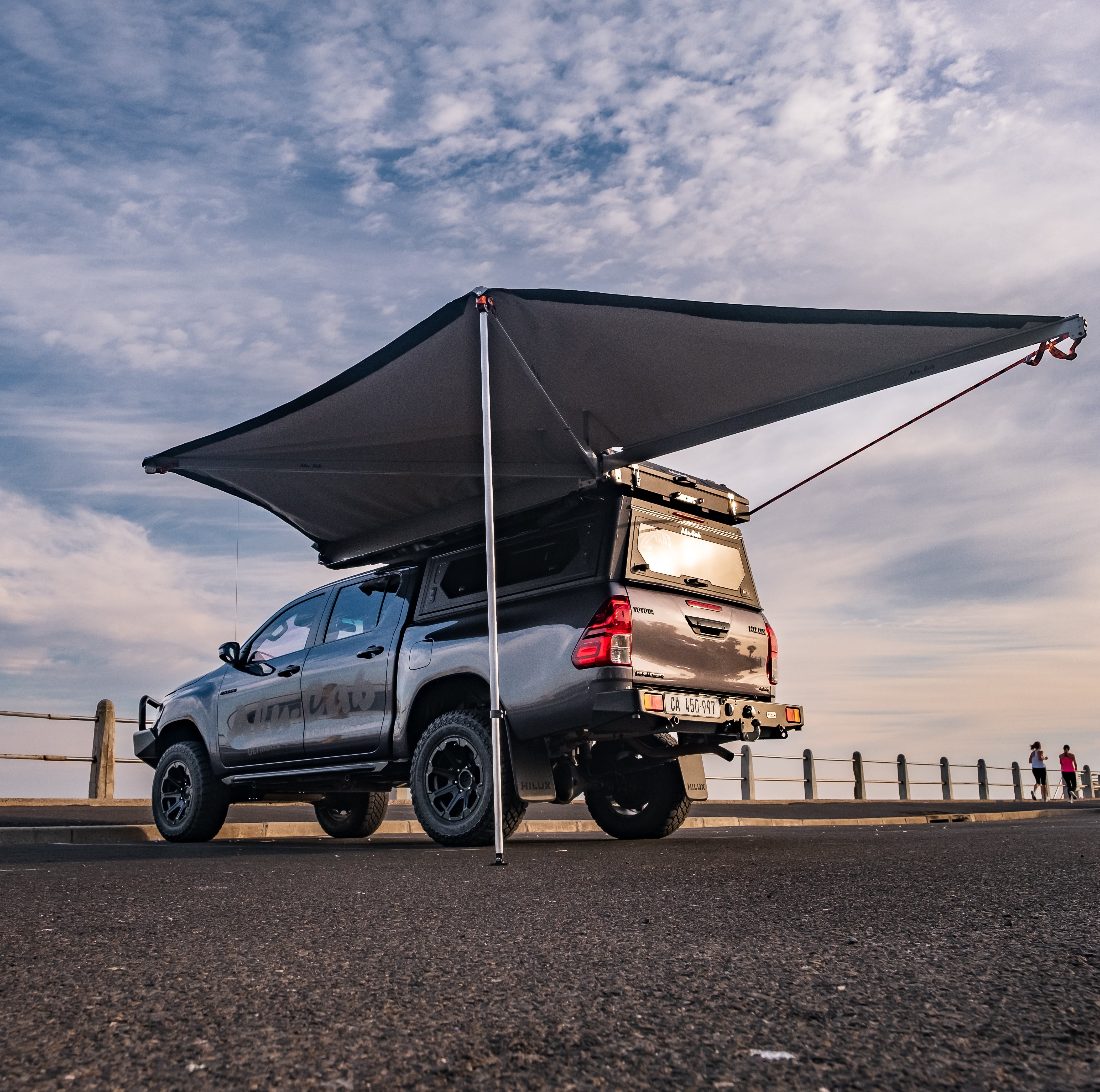 180° Shadow Awning