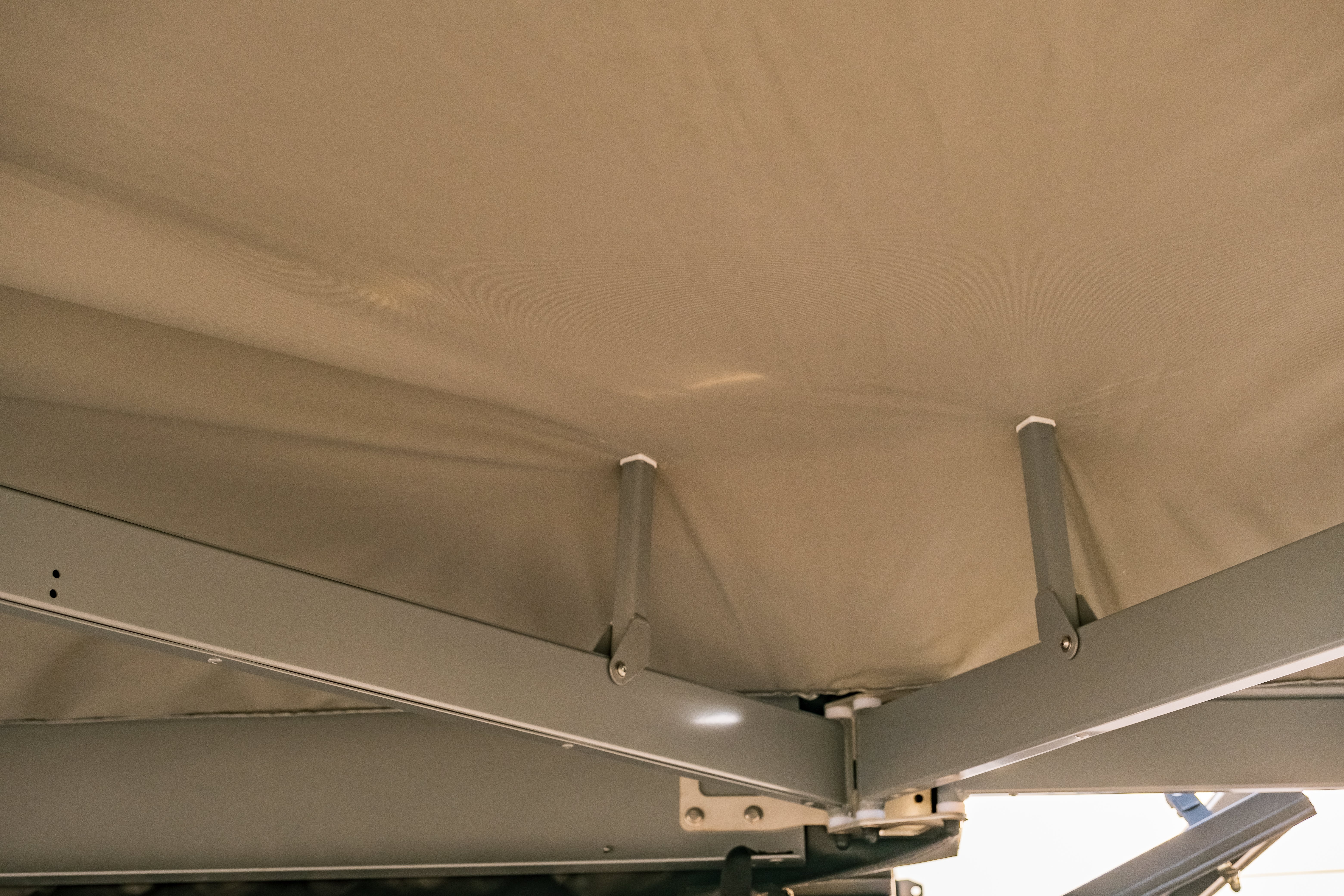180° Shadow Awning