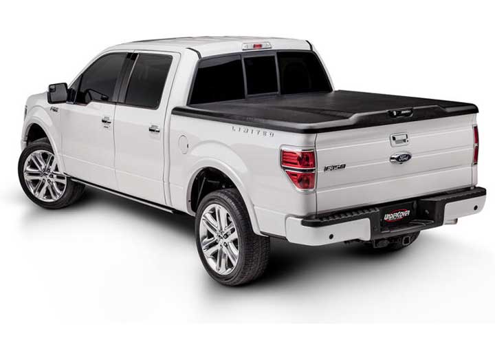 UnderCover Elite Bed Cover 22+ Silverado 1500 5.10 short bed with multi-flex tailgate