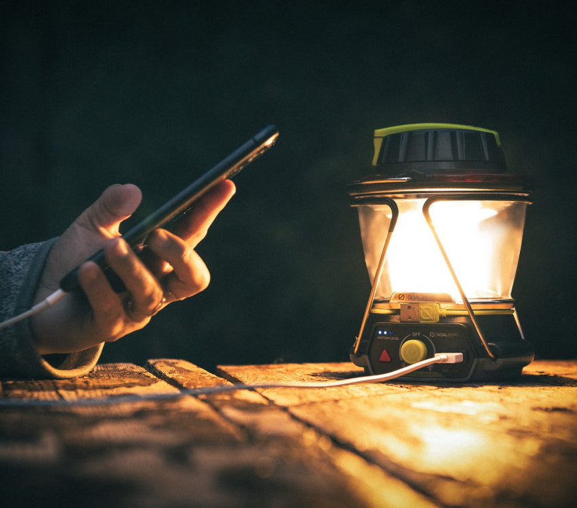 Lanterne Solaire Goal Zero Lighthouse 600 – 600 Lumens, Charge USB, Manivelle & Solaire Pour Camping & Urgence